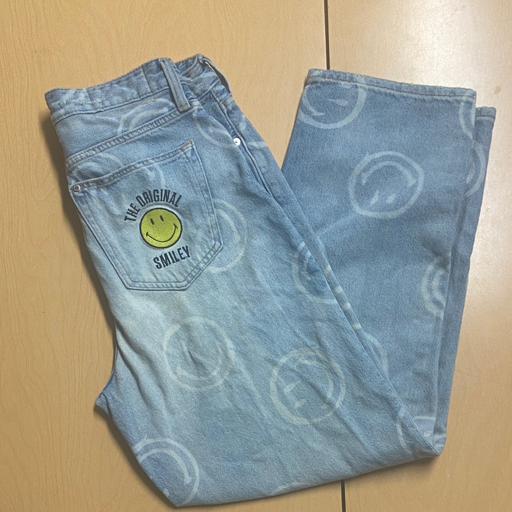 H&M Light Blue Smiley Jeans